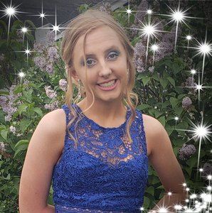 Meet your Posher, Anna